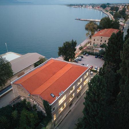 Amario Suites Hotel Egio Exterior foto